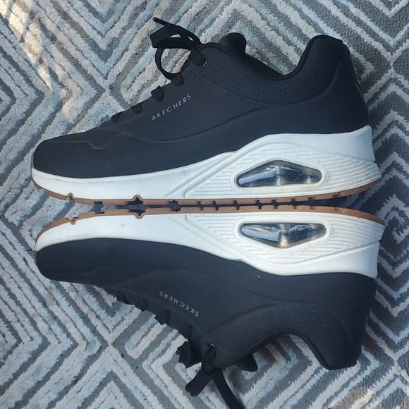 Skechers Air Cooled Memory Foam sneakers Wide Fit - Picture 9 of 12